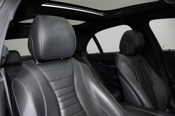 2018 Mercedes-Benz E-Class E200 Sedan Image 4