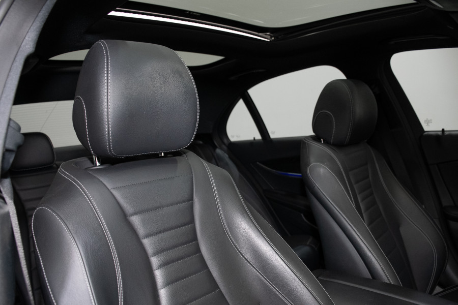 2018 Mercedes-Benz E-Class E200 Sedan Image 4