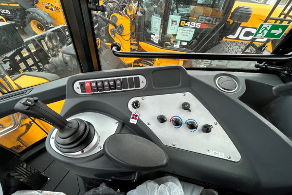 2026 JCB WHEELED LOADER Wheel Loader Image 13
