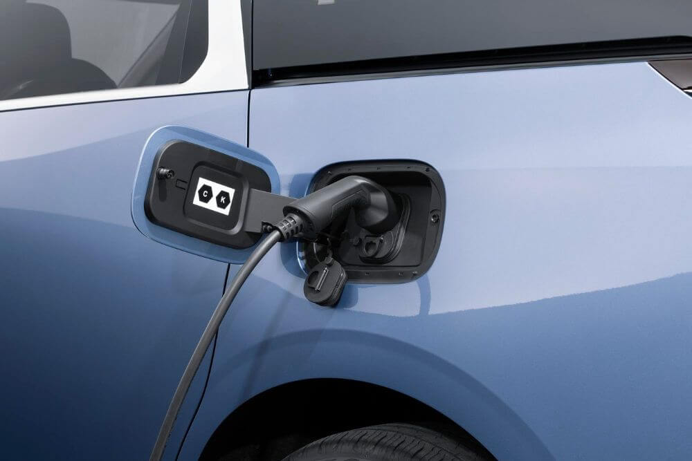 FAST CHARGING CAPABLE Image