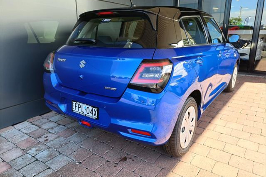 2024 Suzuki Swift UZ Hybrid Hatch Image 8