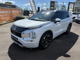 2022 Mitsubishi Outlander ZM Exceed Tourer SUV image 3