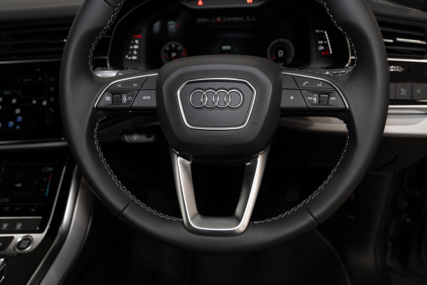 2026 Audi Q7 4M TDI 170kW SUV image 11
