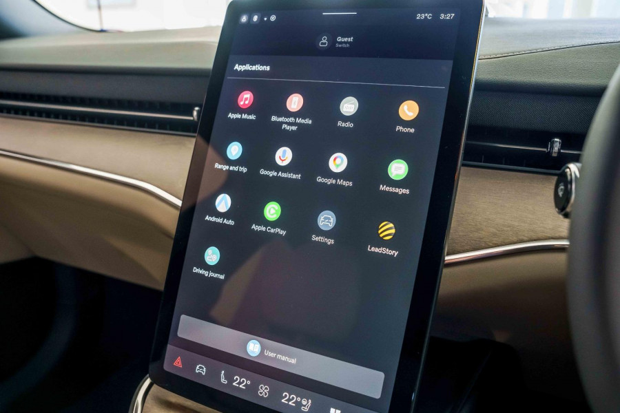 2026 MY27 Volvo ES90  Plus Single Motor Sedan Image 15