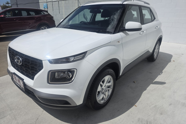 2025 Hyundai Venue QX.V5  SUV Image 3