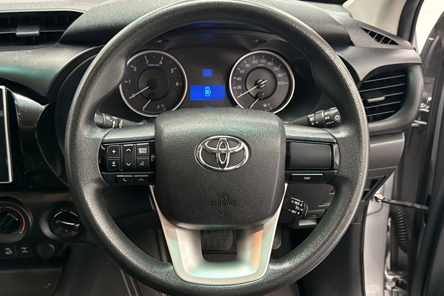 2018 Toyota HiLux SR5 Ute Image 16