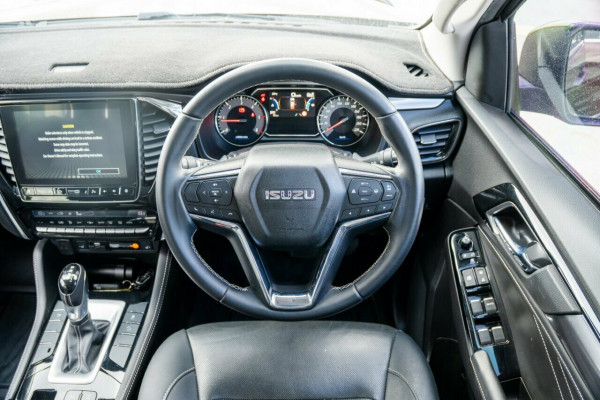 2022 MY23 Isuzu MU-X RJ LS-T SUV Image 12