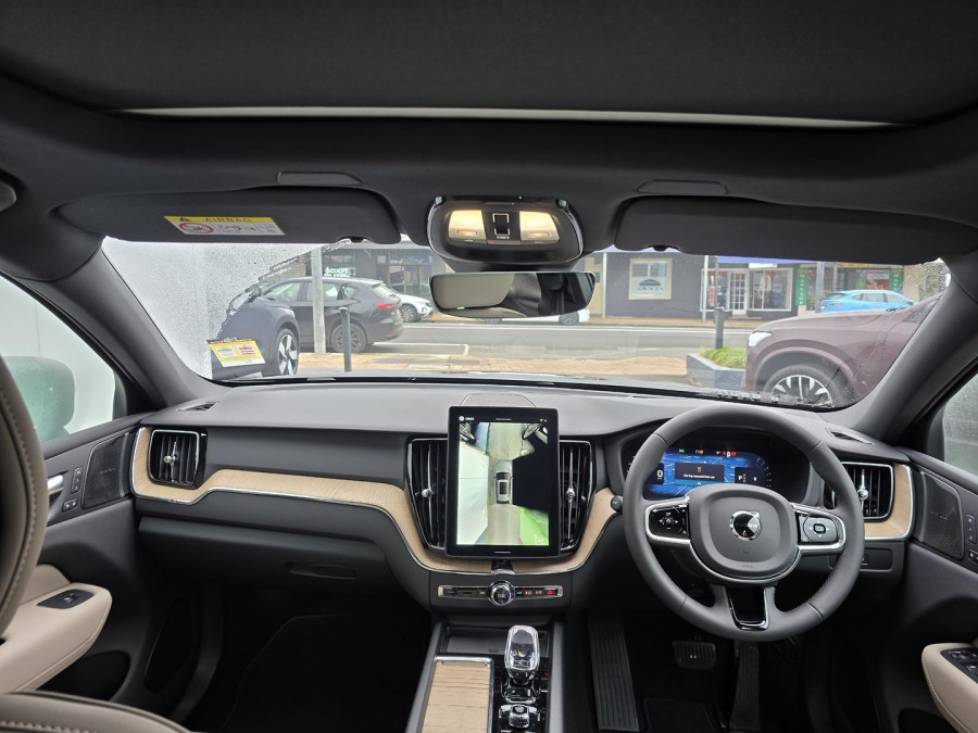 2026 Volvo XC60 UZ Plus B5 Bright SUV Image 13
