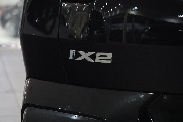 2024 BMW iX2 U10 eDrive20 M Sport SUV image 4