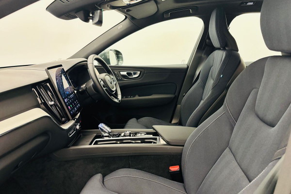 2025 MY26 Volvo XC60 UZ Plus B5 Bright SUV Image 8