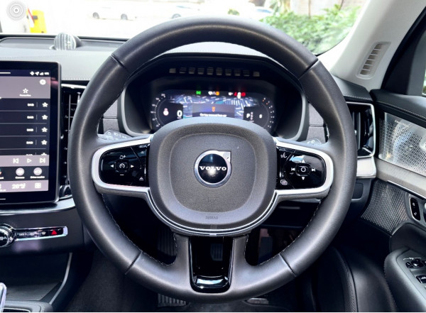 2025 MY26 Volvo XC90 L Series Ultra B5 Dark SUV image 9