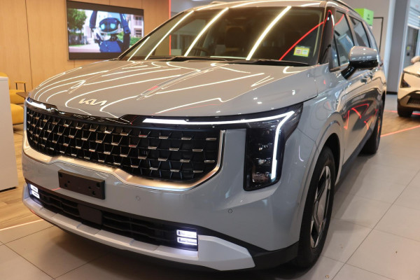 2026 MY27 Kia Carnival KA4 PE Sport+ HEV People Mover Image 2