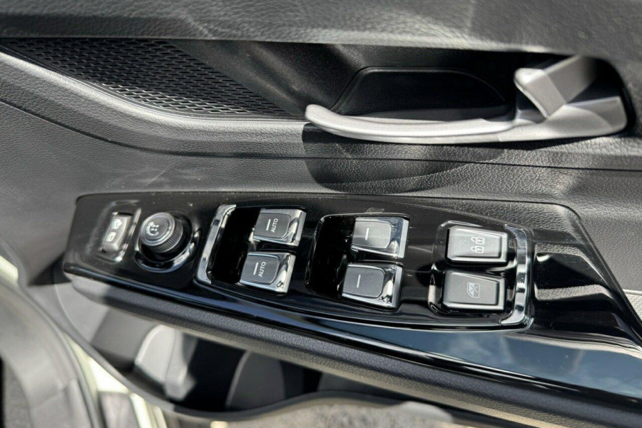 2024 MY23 KGM SsangYong Korando C300 Ultimate SUV Image 13