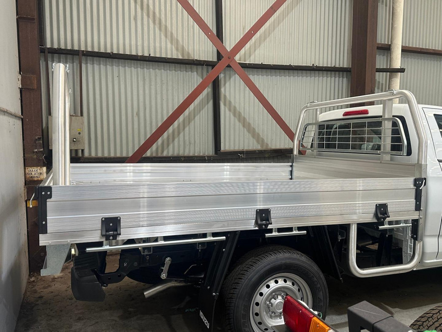 2026 MY25.5 Isuzu D-MAX RG SX Cab Chassis Image 23