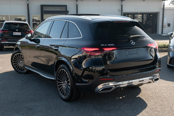 2025 Mercedes-Benz GLC-Class X254 GLC300 SUV image 2