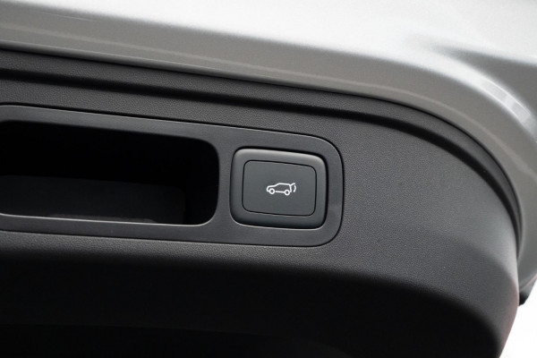 2025 MG MGS5 EV ZS3EM Essence 49 SUV Image 18