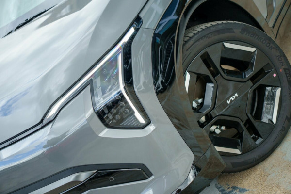 2025 Kia EV3 SV GT-Line SUV Image 5