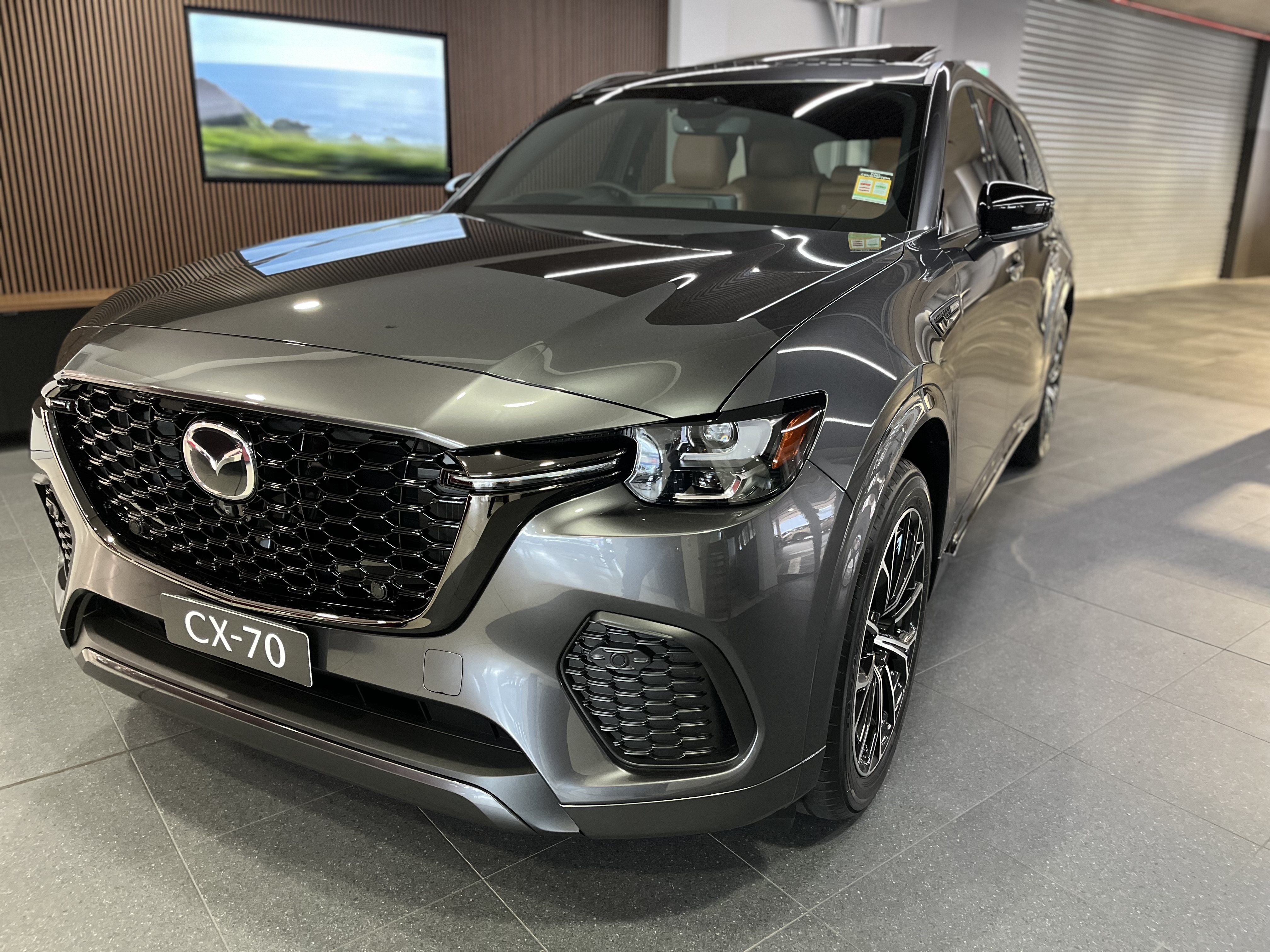 2024 Mazda CX-70 KJ G50e Azami SP SUV Image 4