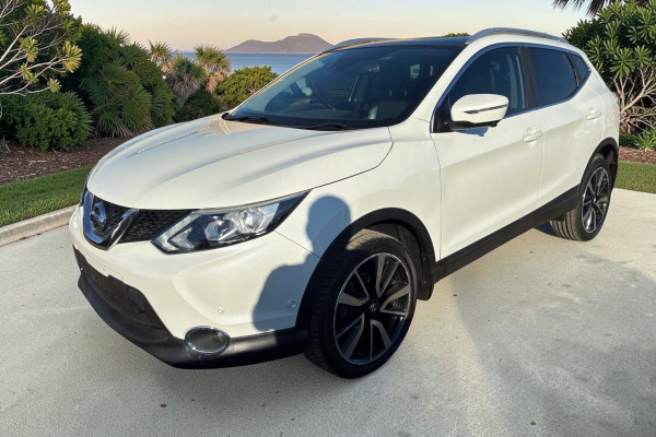 2017 Nissan QASHQAI J11 Ti SUV Image 8