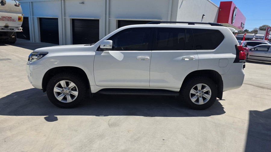 2022 Toyota LandCruiser Prado GDJ150R GXL SUV Image 6