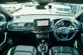 2025 Volkswagen T-Roc D11 140TSI R-Line SUV