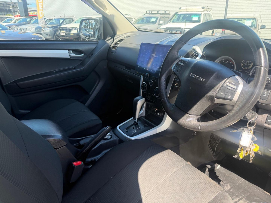 2017 Isuzu D-MAX TF LS-M Ute Image 15