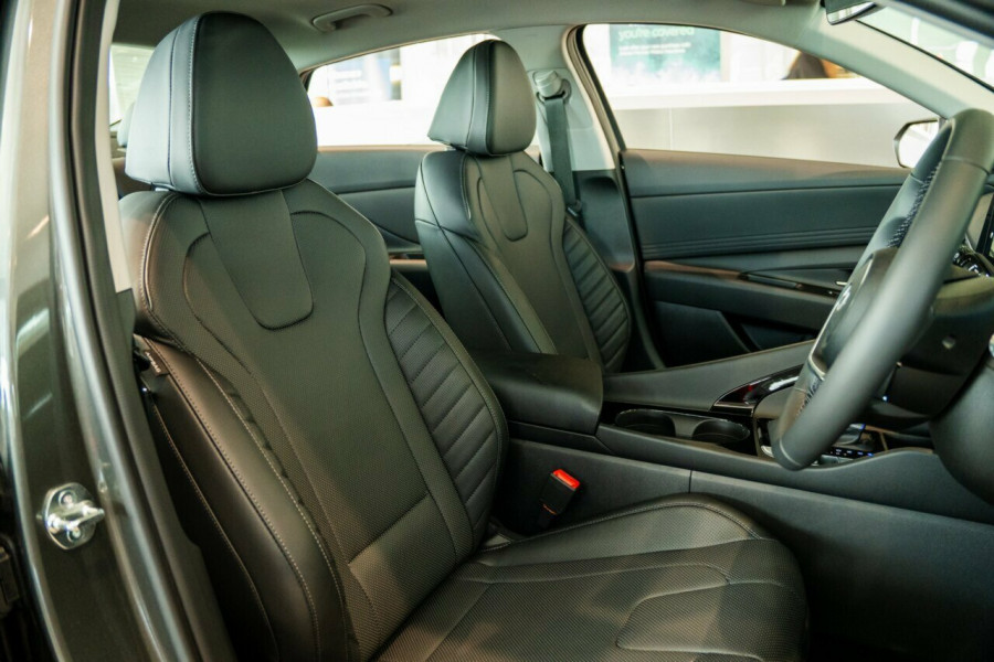 2025 Hyundai i30 CN7.V2 Elite Sedan Image 17
