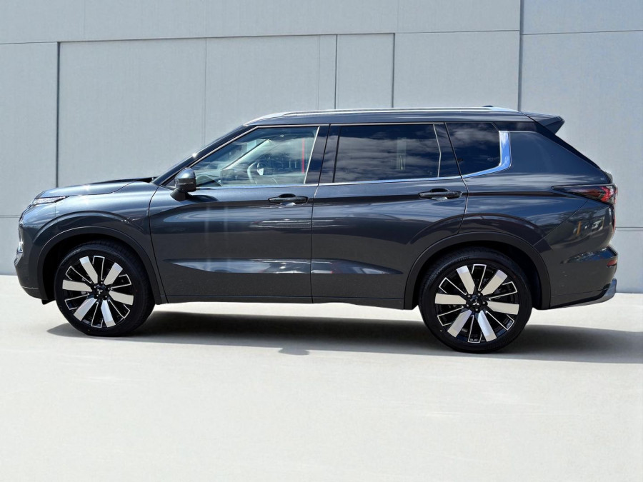 2025 Mitsubishi Outlander ZM Exceed SUV Image 4