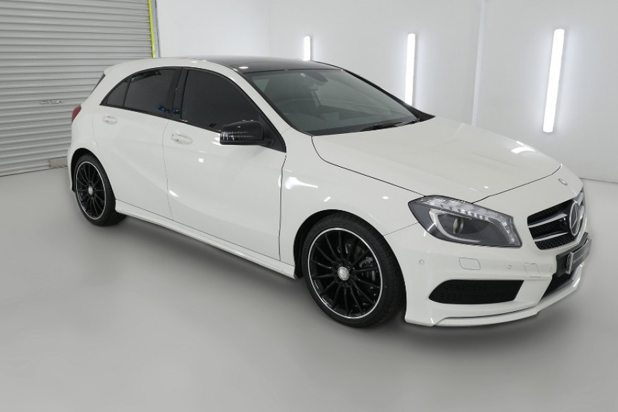 2015 MY06 Mercedes-Benz A-class W176 806MY A200 Hatchback Image 1