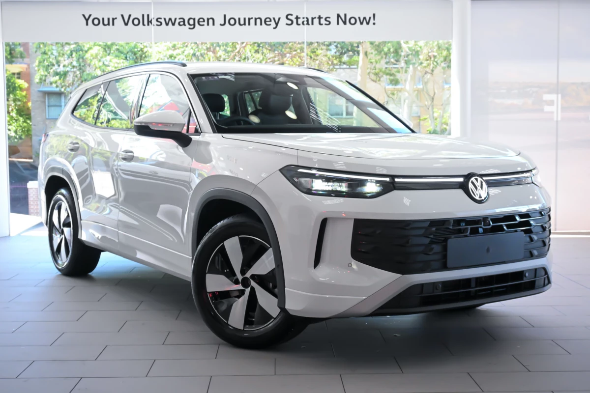 2025 Volkswagen Tayron R4 110TSI Life SUV