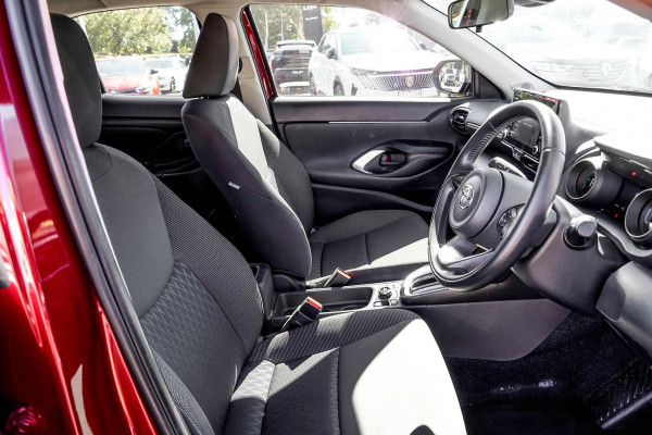2021 Toyota Yaris Cross MXPJ15R GX SUV Image 13