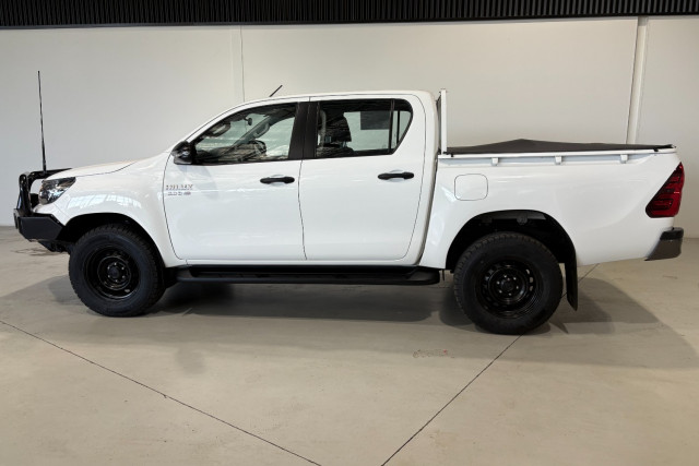 2020 Toyota HiLux  SR Dual Cab Ute Image 8