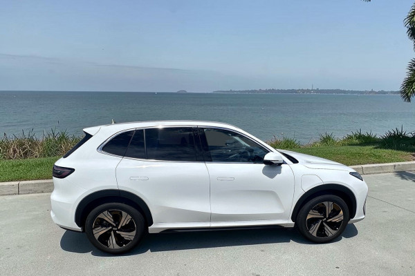 2026 Geely EX5 E245 Inspire Extended Range SUV Image 6