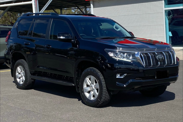 2018 Toyota LandCruiser Prado GDJ150R GXL SUV Image 1