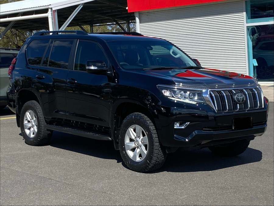 2018 Toyota LandCruiser Prado GDJ150R GXL SUV Image 1