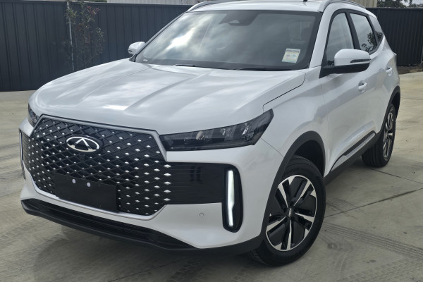 2026 Chery Tiggo 4  Hybrid Ultimate SUV Image 3