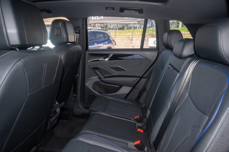 2026 Volkswagen Tiguan CT 195TSI R-Line SUV Image 9