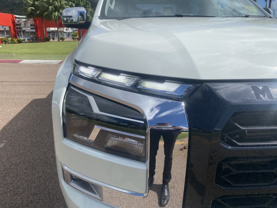 2025 Mitsubishi Triton MV GLS Ute Image 9