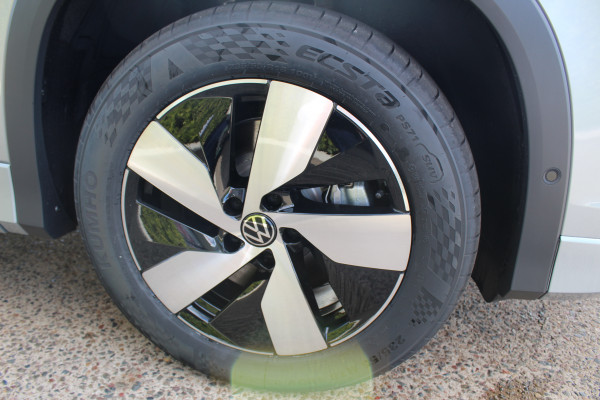 2025 Volkswagen Tayron R4 150TSI Life SUV Image 10