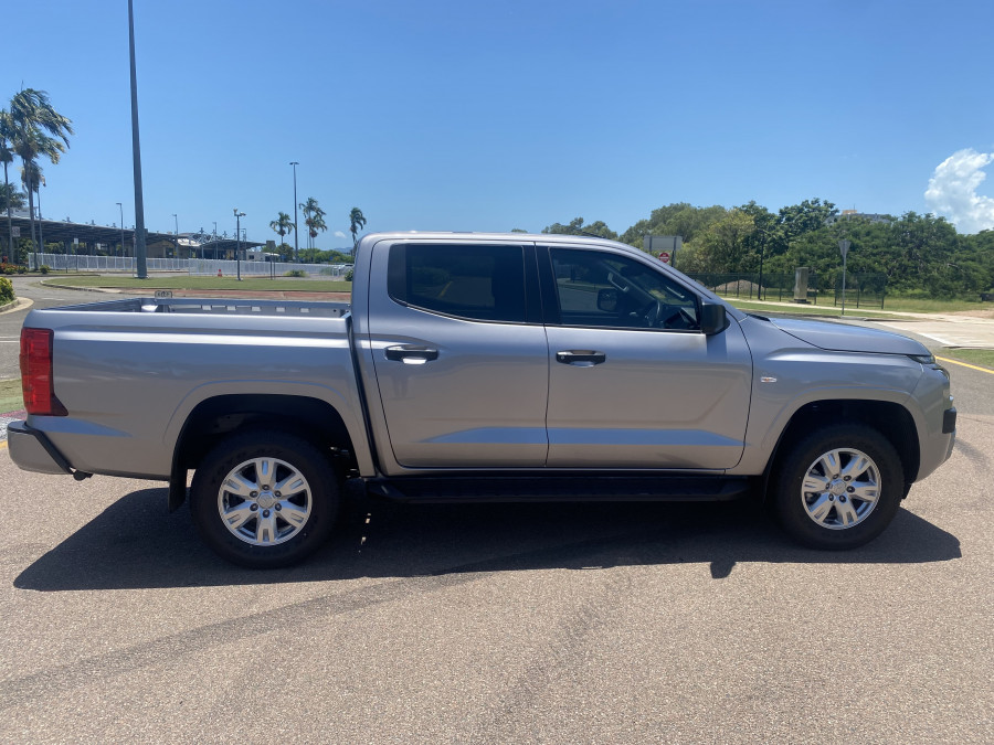 2026 Mitsubishi Triton MV GLX+ Ute Image 7