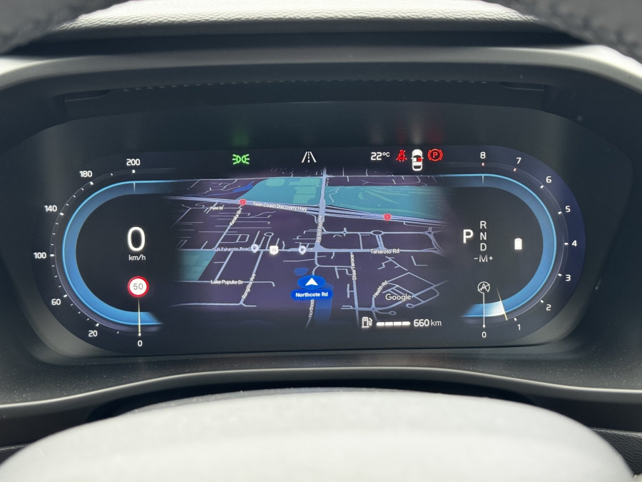 2025 Volvo XC40 XZ Ultra B4 Dark SUV Image 11