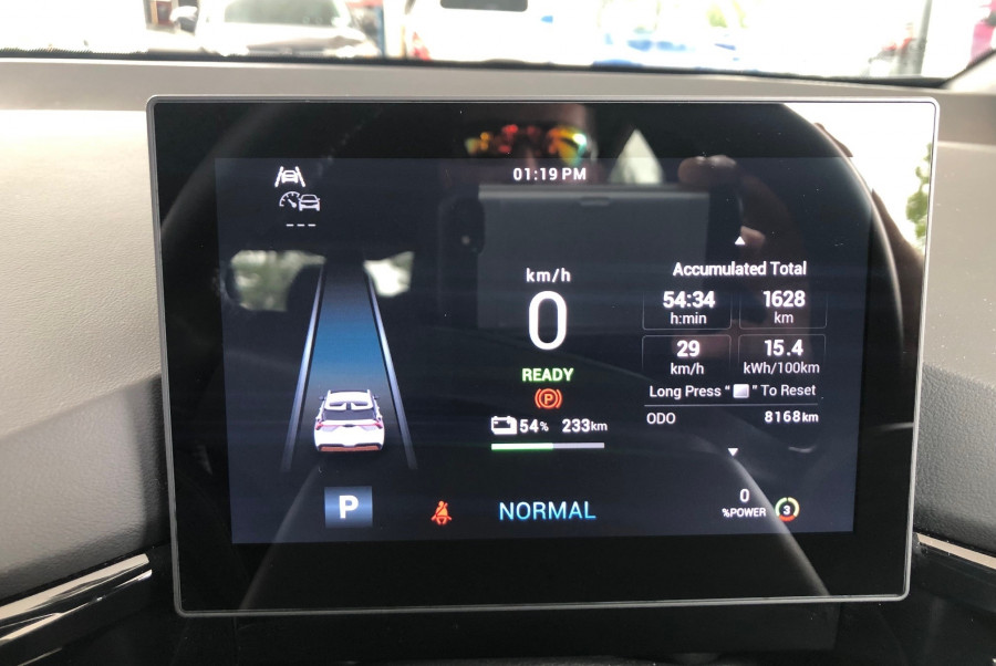 2023 MG MG4 Essence 64kwh EV Hatch Image 11