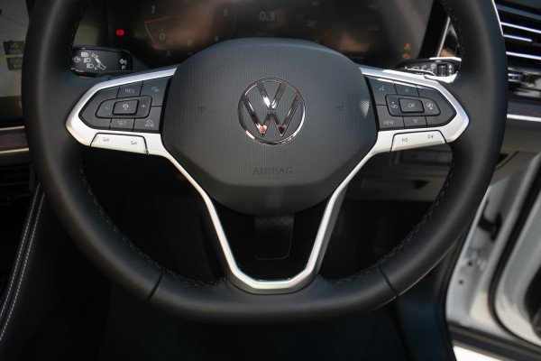 2025 MY26 Volkswagen Touareg RC 170TDI SUV Image 11