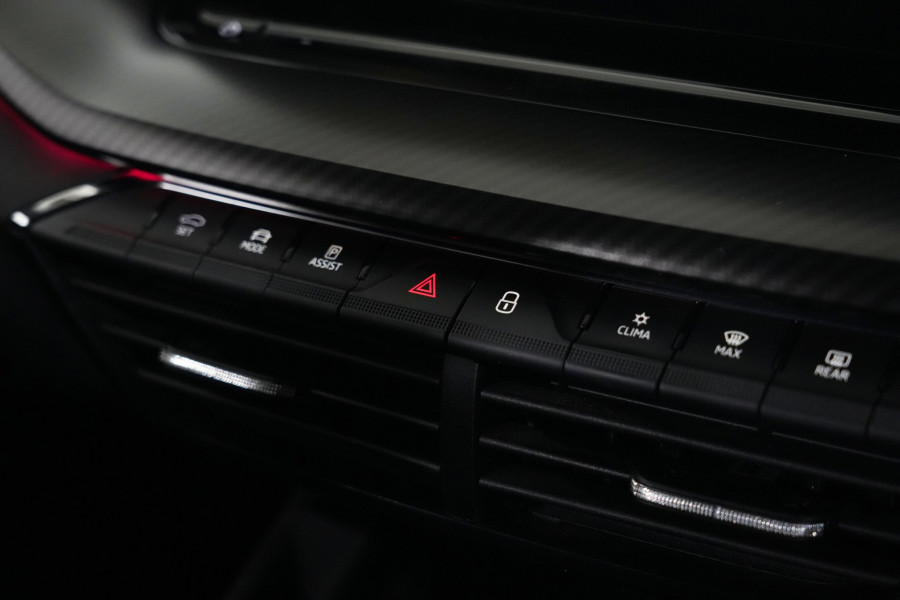 2022 Skoda Octavia RS SUV Image 14
