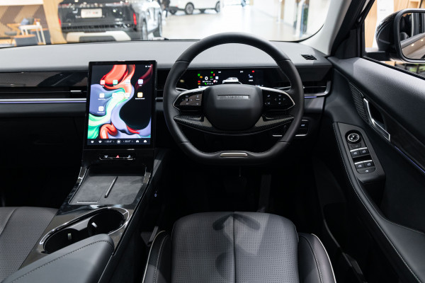 2026 Jaecoo J5  EV Summit SUV image 25