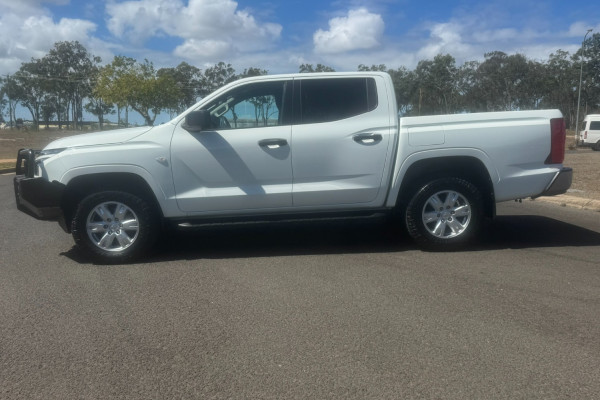 2024 Mitsubishi Triton MV GLX+ Ute Image 6