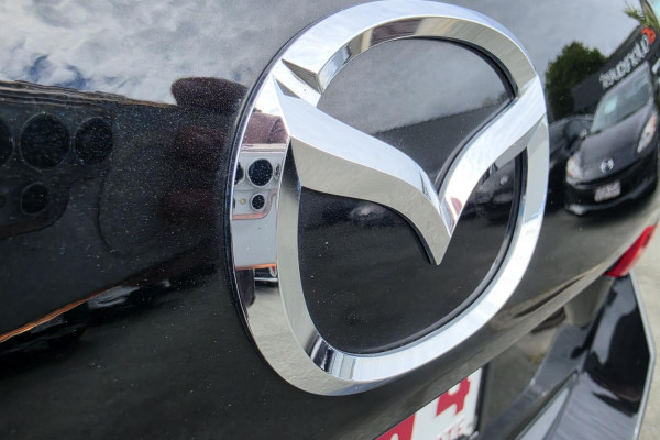 2024 Mazda 2 DL Series G15 GT Sedan Image 13