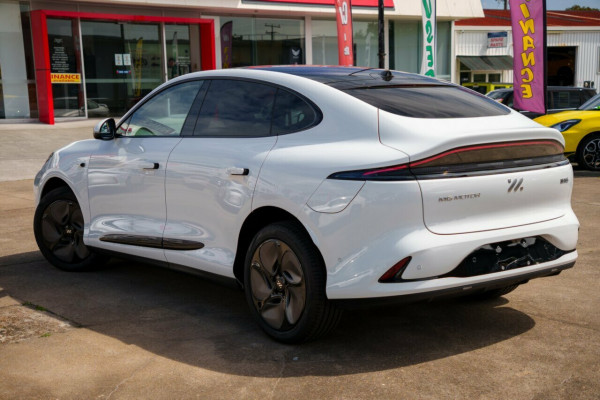 2025 MG IM6 S12L Premium SUV Image 2