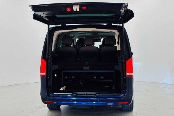 2021 Mercedes-Benz V-Class 447 V250 d Avantgarde People Mover Image 12