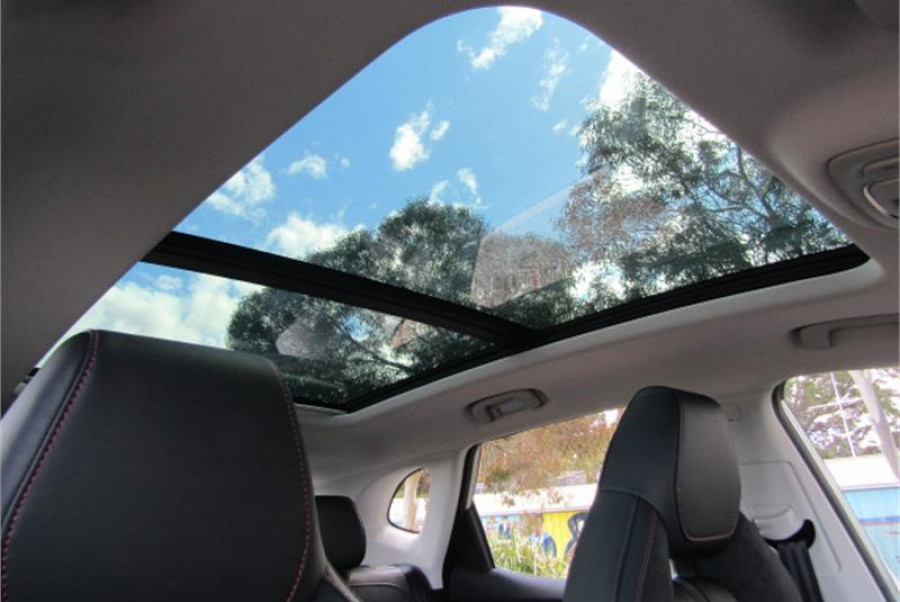 2022 MY23 MG HS Plus EV SAS23 Essence SUV Image 10